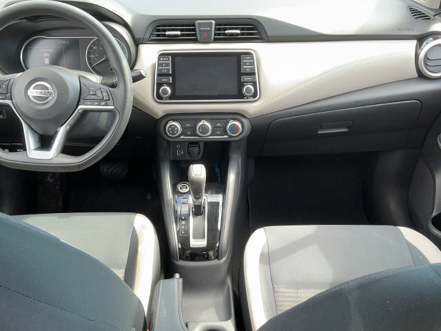 Used 2020 Nissan Versa SV FWD image 16