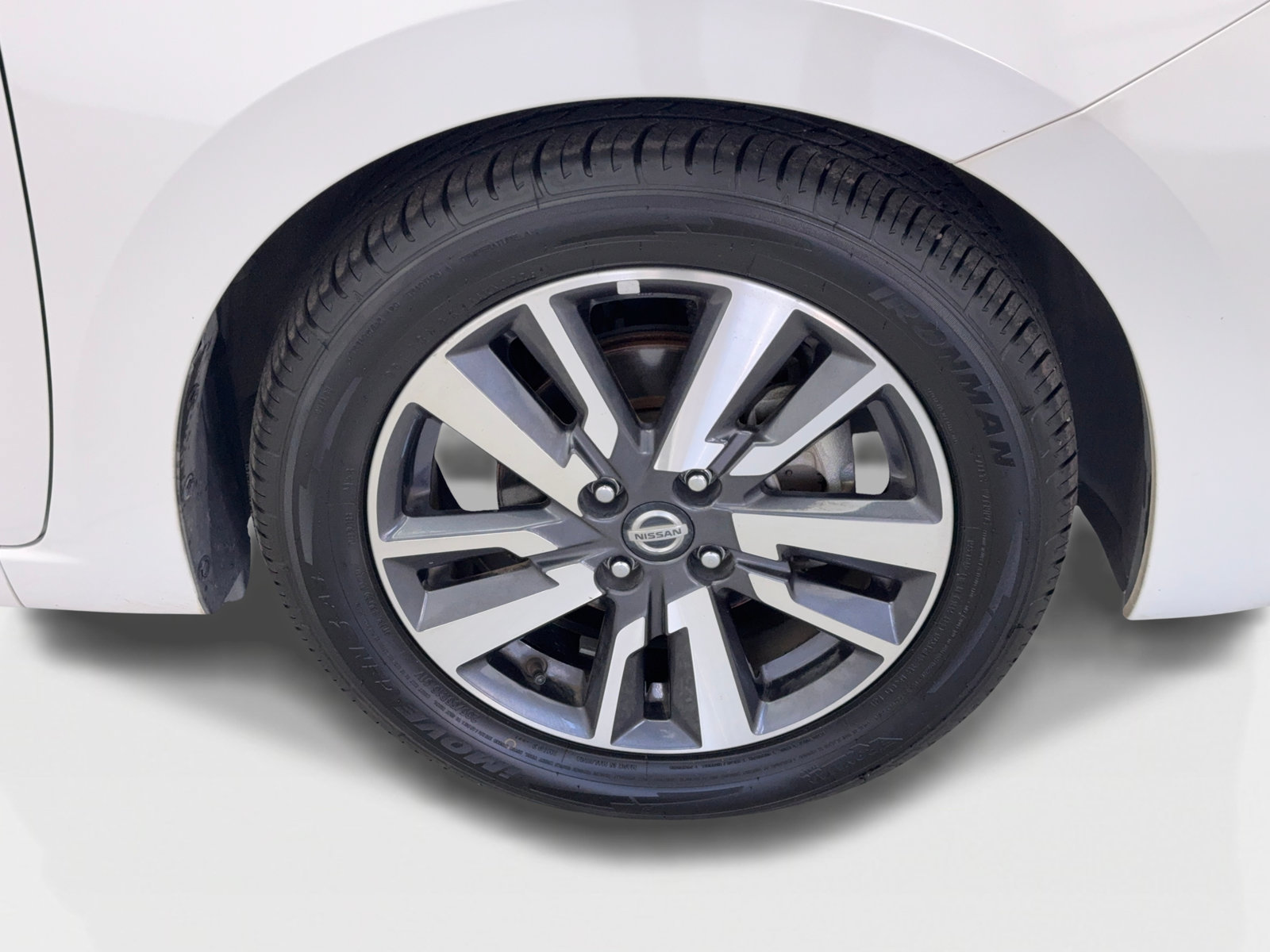 Used 2020 Nissan Versa SV FWD image 53