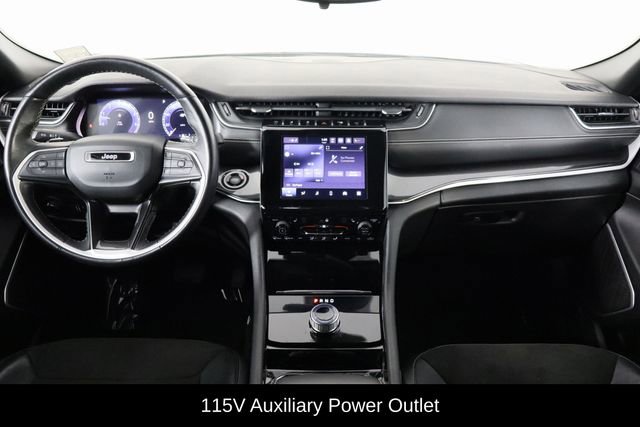 Used 2022 Jeep Grand Cherokee Altitude image 14