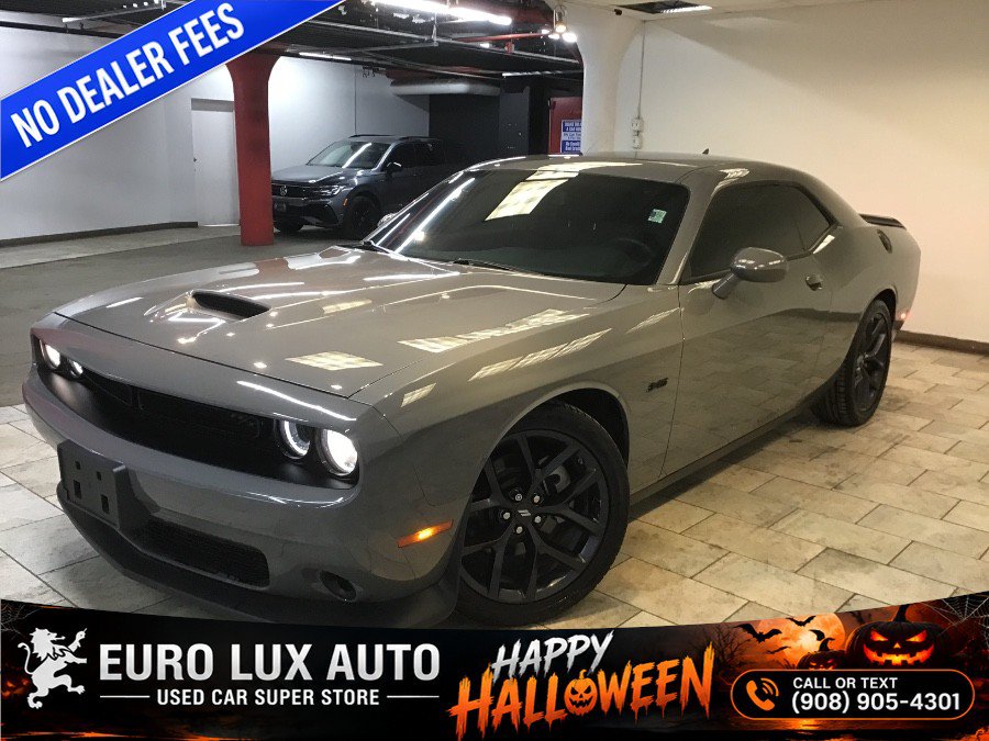 Used 2023 Dodge Challenger R/T w/ Blacktop Package