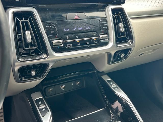 Certified 2023 Kia Sorento SX Prestige AWD/4WD image 17