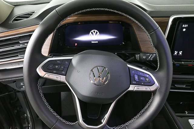 New 2026 Volkswagen Atlas SE image 8