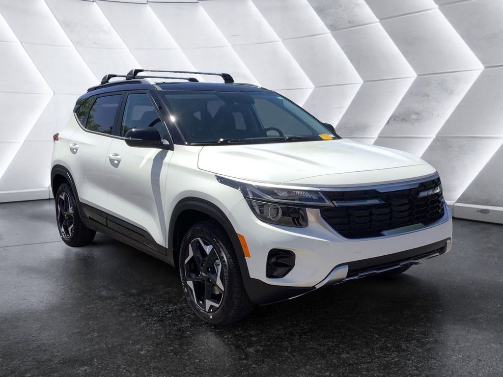 Used 2026 Kia Seltos S FWD image 1