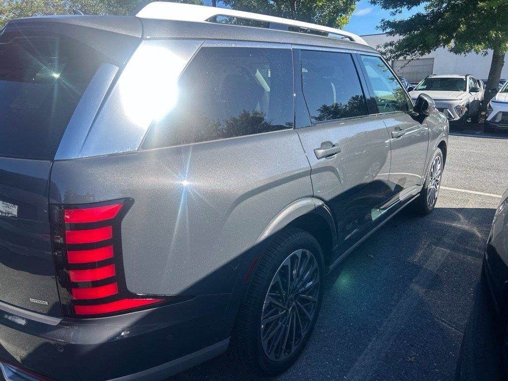 New 2026 Hyundai Palisade Calligraphy FWD image 6