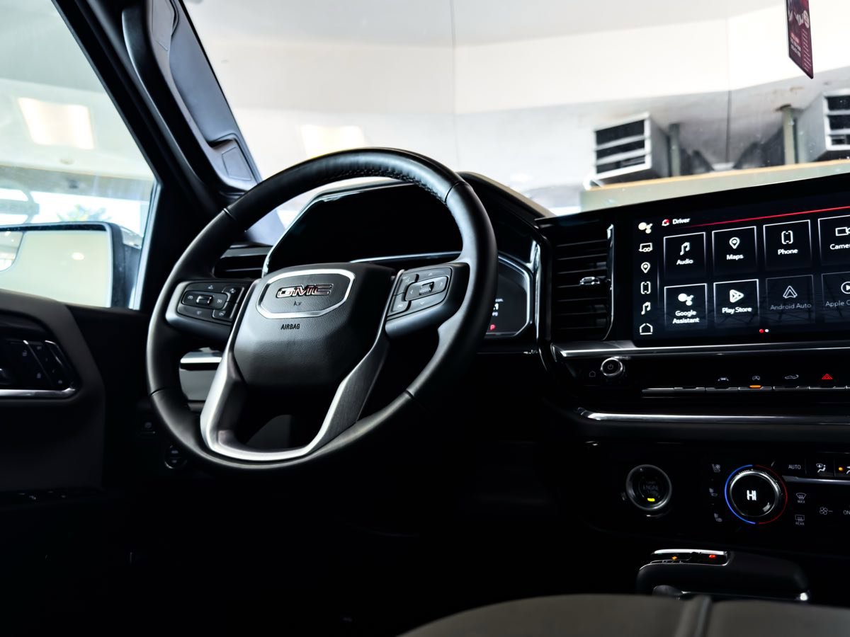 Used 2024 GMC Sierra 1500 SLT w/ SLT Convenience Package image 41