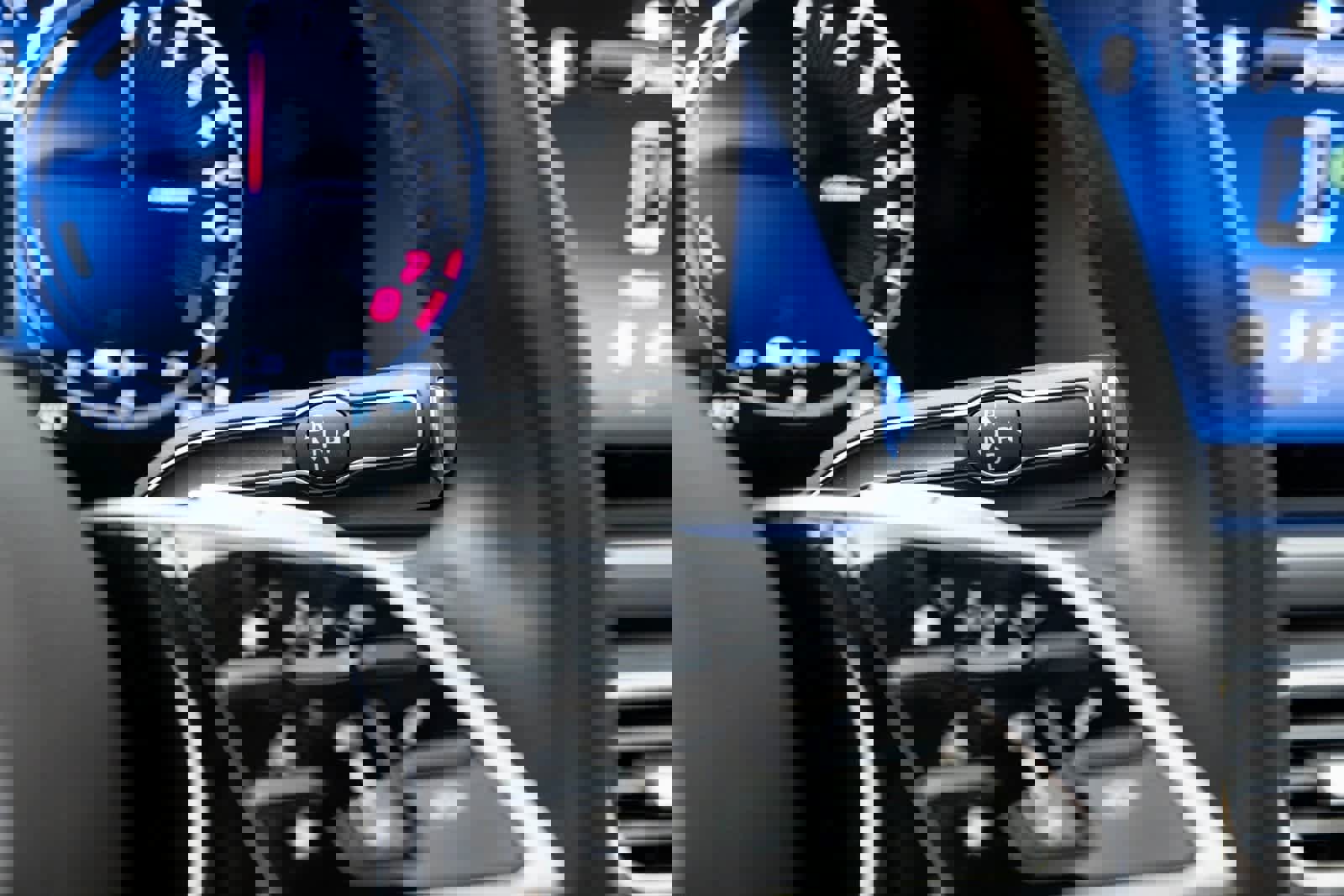 Used 2025 Mercedes-Benz GLE 450e 4MATIC w/ Driver Assistance Package image 17