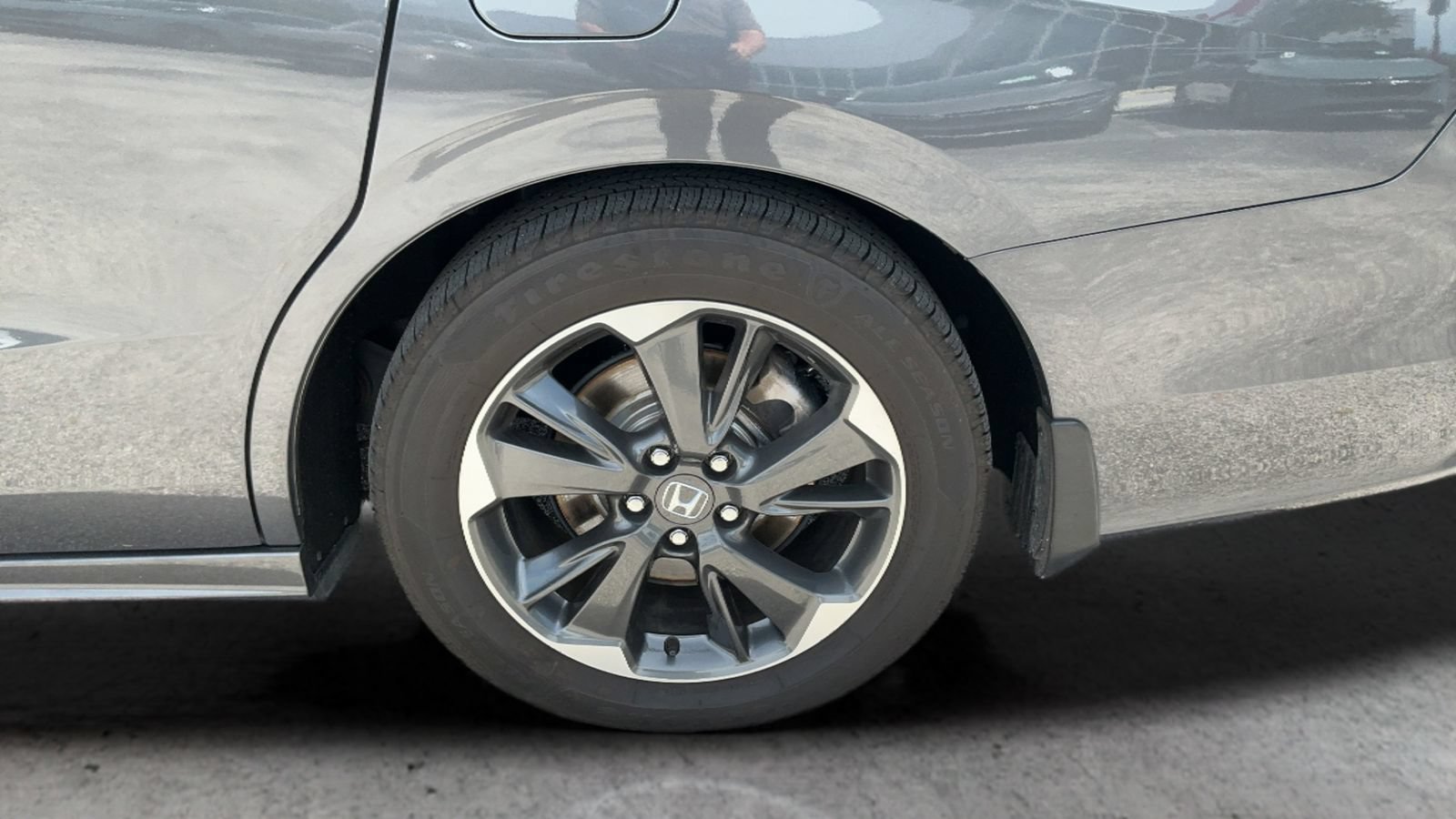 Used 2023 Honda Odyssey Elite image 17