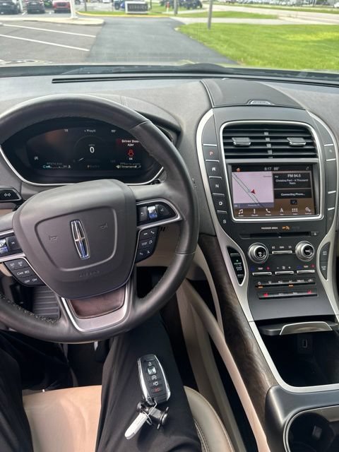 Used 2019 Lincoln Nautilus Select FWD image 9