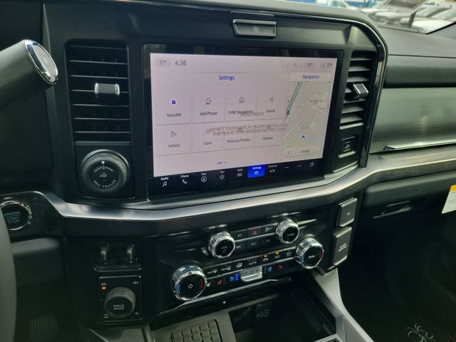 New 2026 Ford F250 Lariat w/ Black Appearance Package image 7