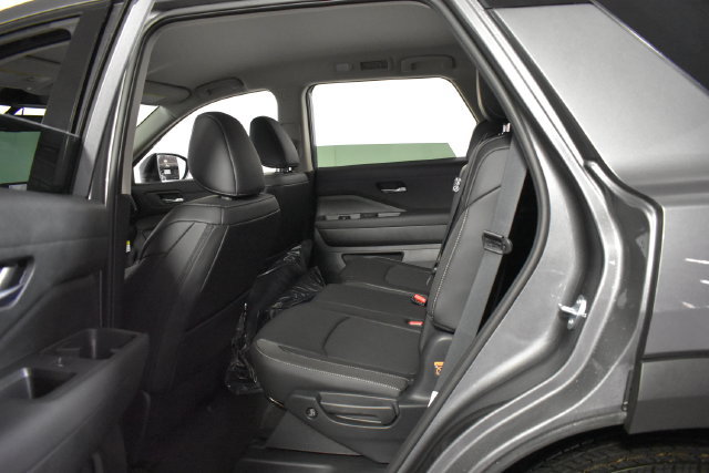 New 2026 Nissan Pathfinder SL AWD/4WD image 30