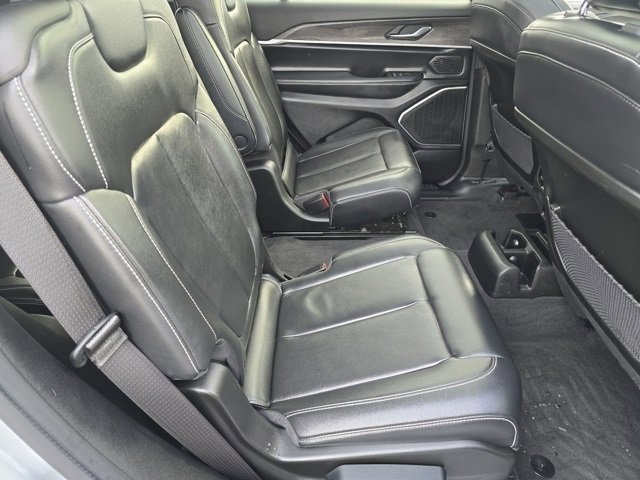 Used 2021 Jeep Grand Cherokee L Limited image 35