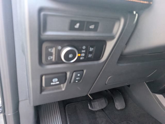 Used 2024 Ford Expedition Max Platinum AWD/4WD image 17