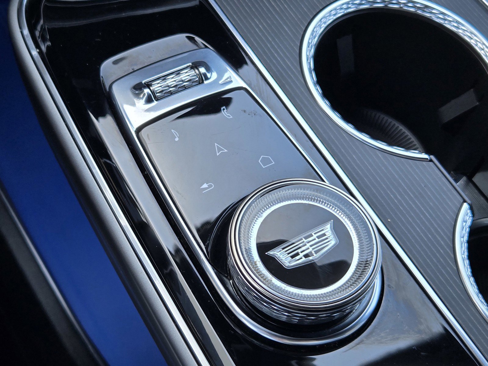 Certified 2024 Cadillac Lyriq Luxury RWD image 23