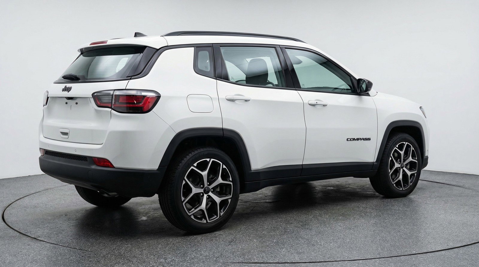 Used 2025 Jeep Compass Limited image 9