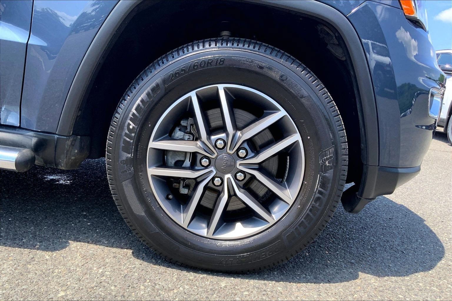 Certified 2021 Jeep Grand Cherokee Limited AWD/4WD image 9