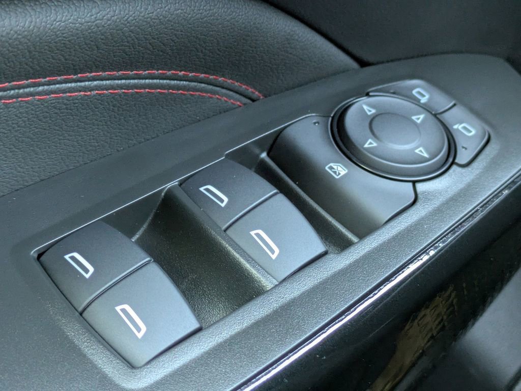 New 2026 Chevrolet Trax RS w/ Driver Confidence Package image 24