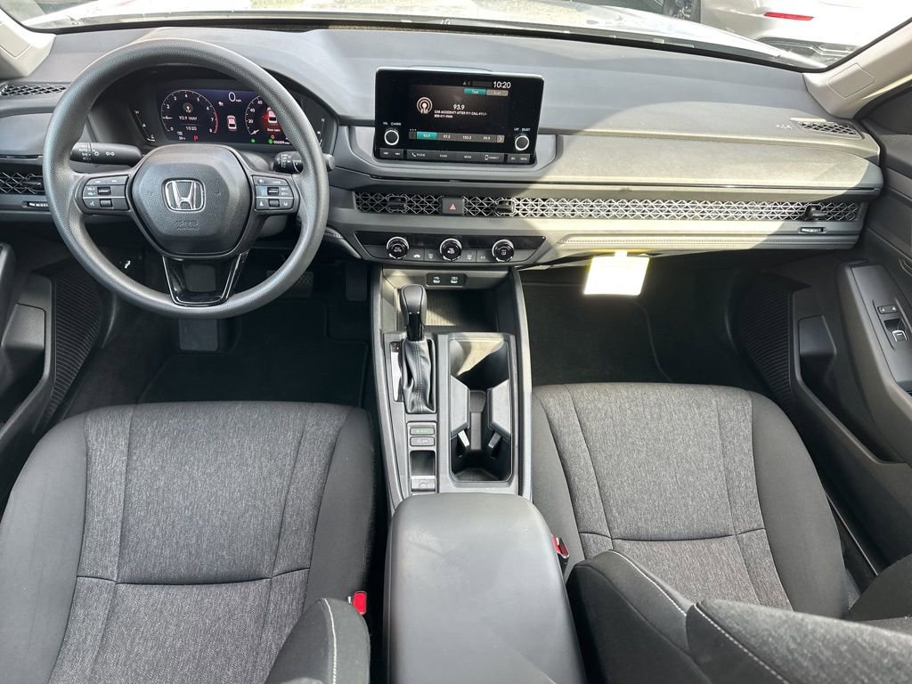 Certified 2025 Honda Accord LX image 15