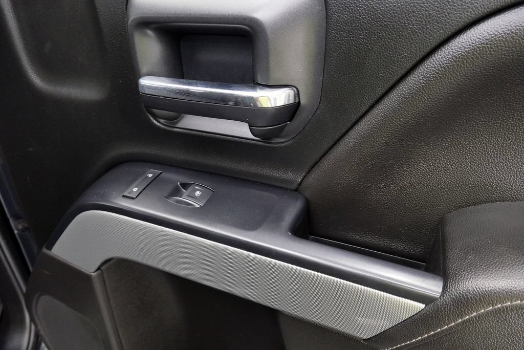 Used 2018 Chevrolet Silverado 2500 LT w/ All Star Edition AWD/4WD image 17