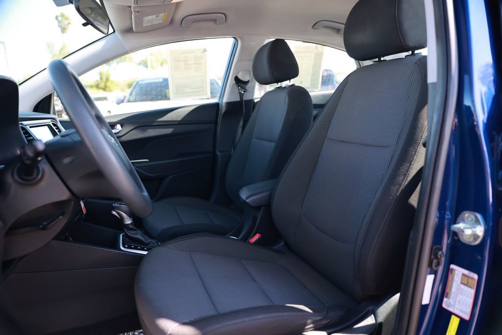 Used 2022 Hyundai Accent SEL image 17