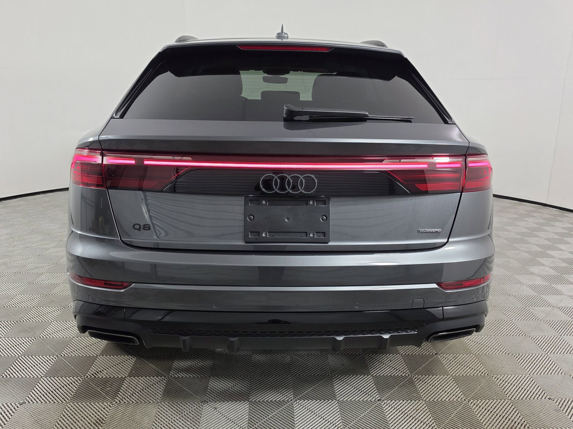 Certified 2025 Audi Q8 Premium Plus w/ Premium Plus Package AWD/4WD image 6