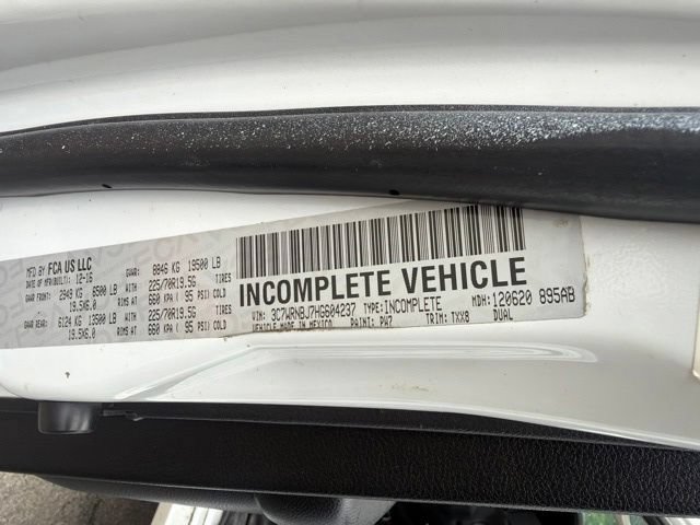 Used 2017 RAM 5500 Tradesman w/ Payload Upgrade Package AWD/4WD image 20
