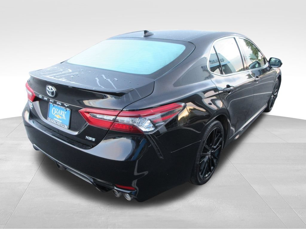 Used 2024 Toyota Camry XSE FWD image 5