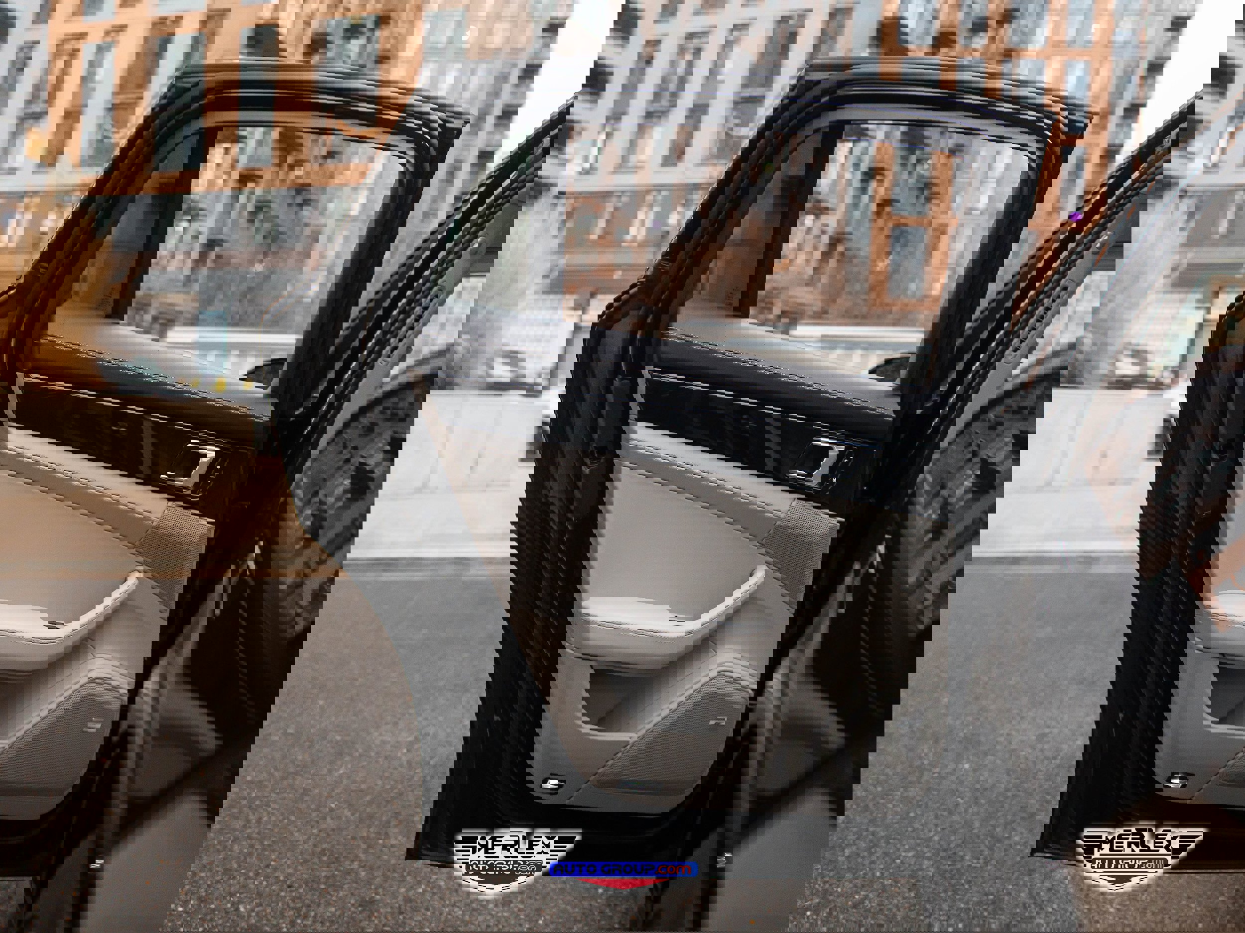 Used 2018 Porsche Panamera 4S w/ Premium Package Plus image 46