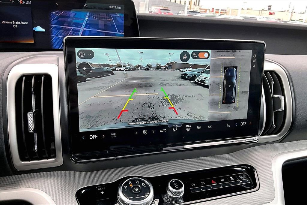 Used 2025 Ford Expedition Active image 20