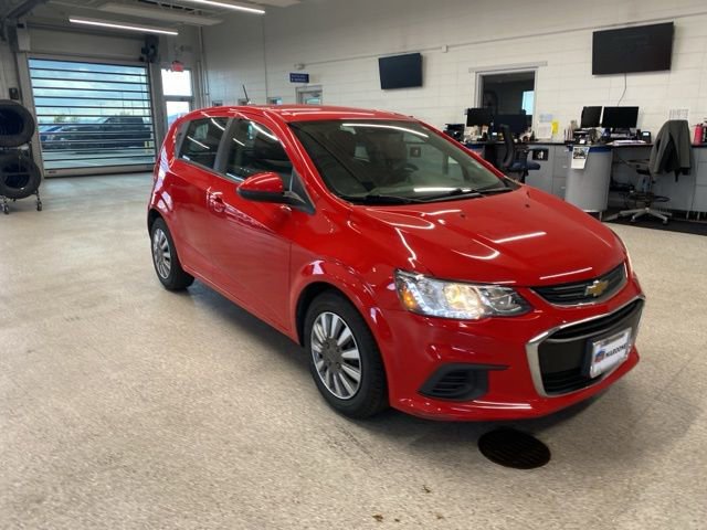 Used 2020 Chevrolet Sonic LT image 3