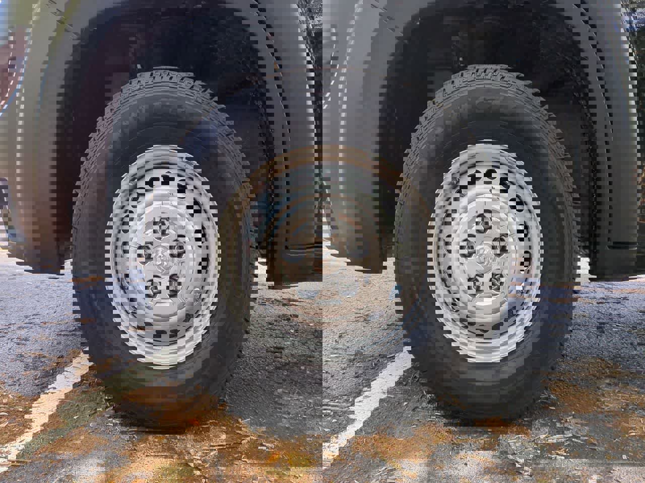 Used 2025 RAM ProMaster 3500 w/ Premium Convenience Group image 14