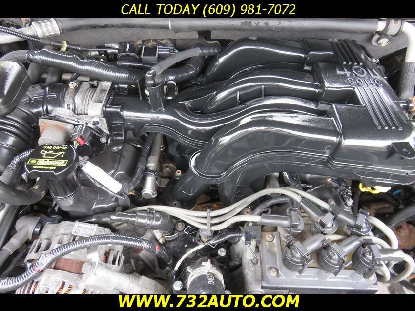 Used 2009 Ford Explorer XLT AWD/4WD image 17