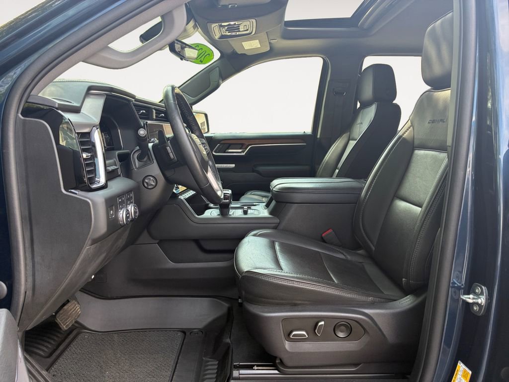 Used 2023 GMC Sierra 1500 Denali w/ Denali Reserve Package AWD/4WD image 9