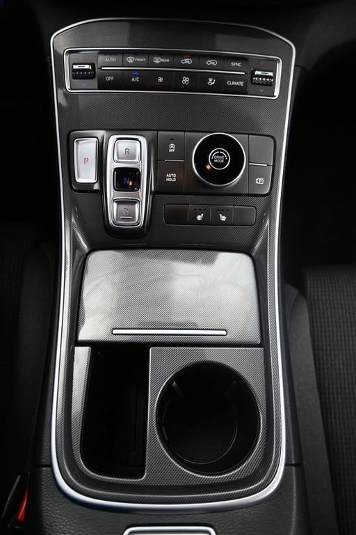 Used 2021 Hyundai Santa Fe SEL w/ Convenience Package FWD image 17