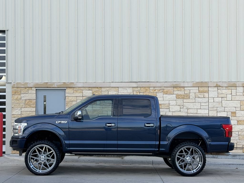 Used 2019 Ford F150 Platinum w/ Equipment Group 701A Luxury AWD/4WD image 3