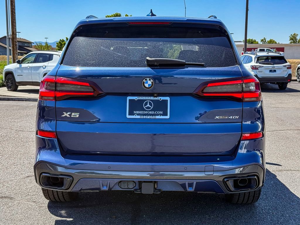 Used 2021 BMW X5 xDrive40i w/ M Sport Package AWD/4WD image 7