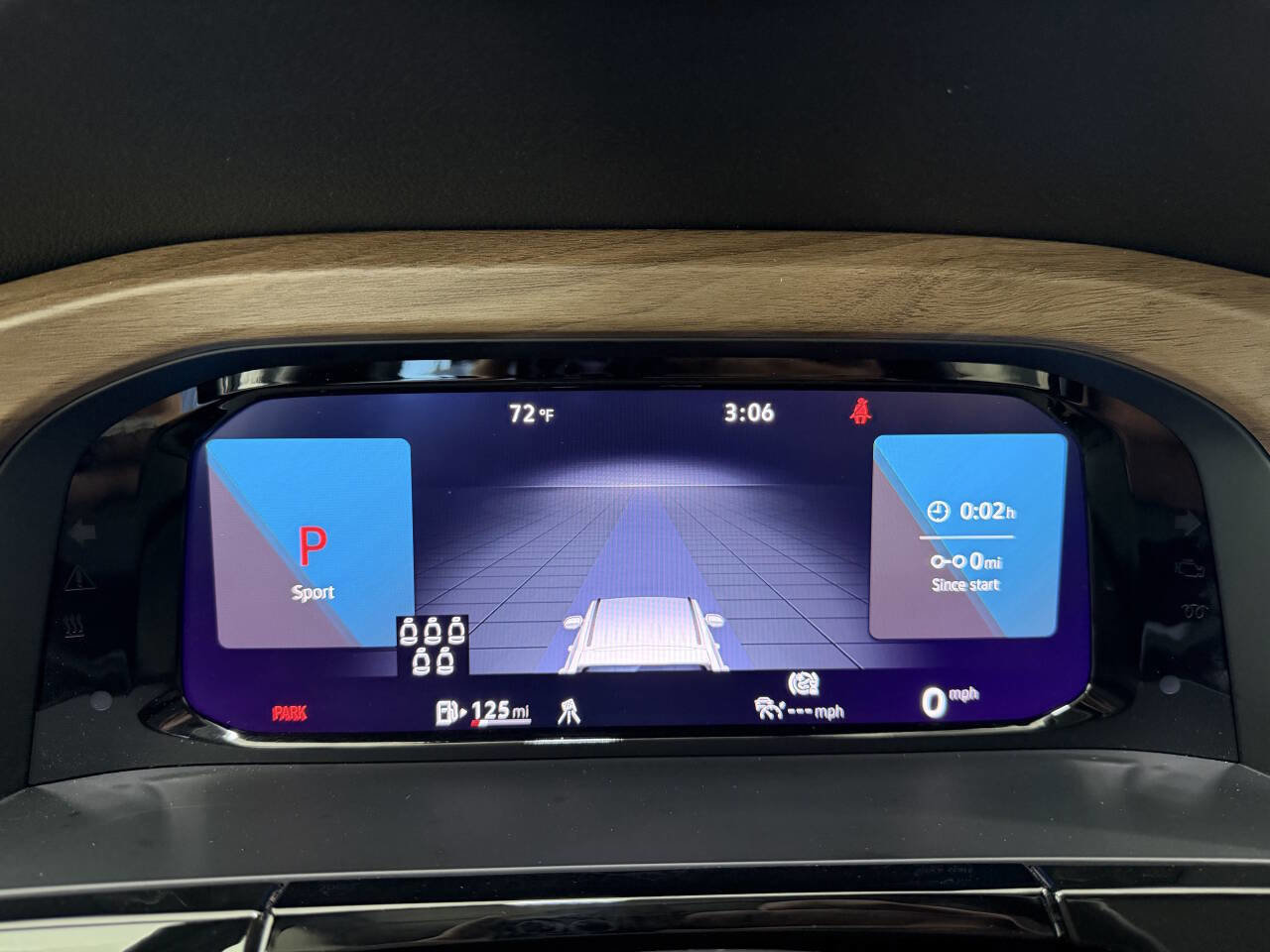 Used 2025 Volkswagen Atlas SE image 26