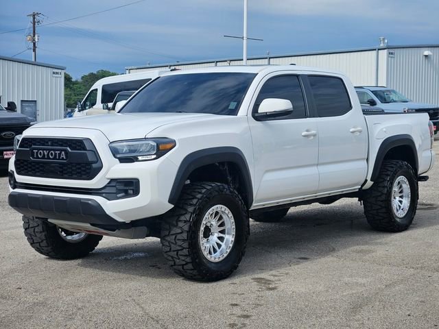 Used 2021 Toyota Tacoma TRD Pro AWD/4WD image 3