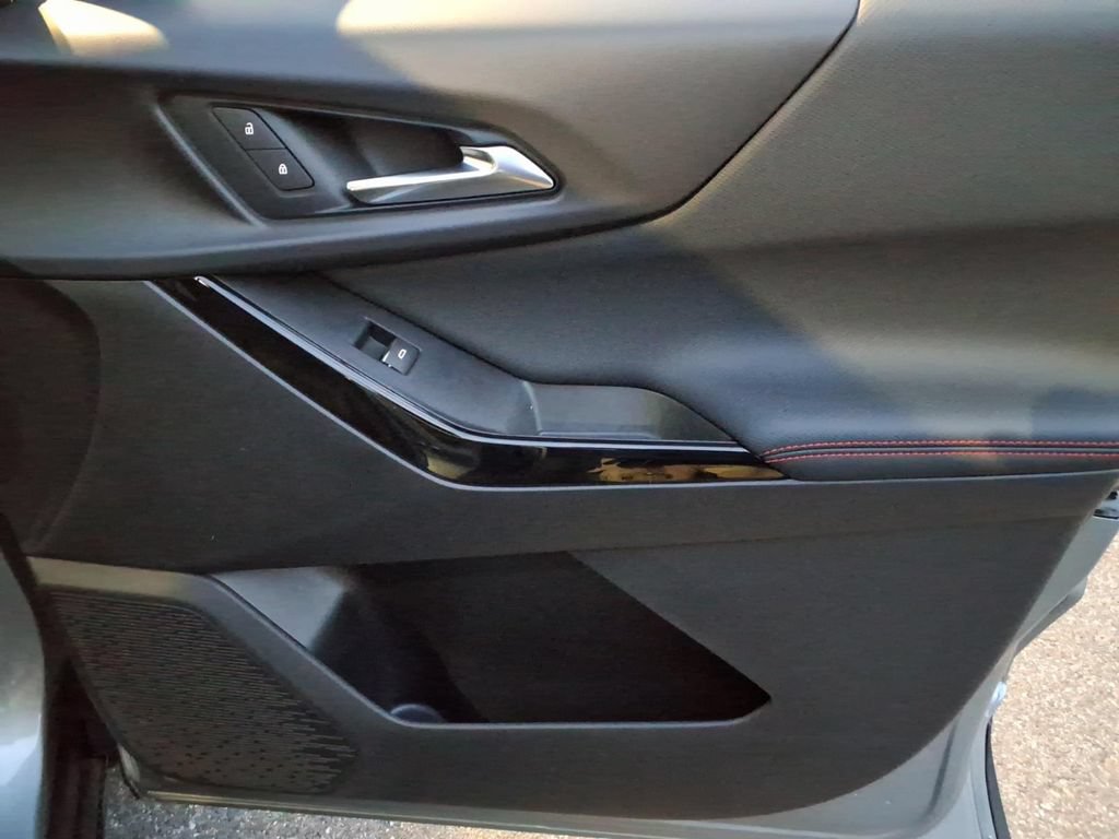 New 2027 Chevrolet Equinox RS FWD image 18