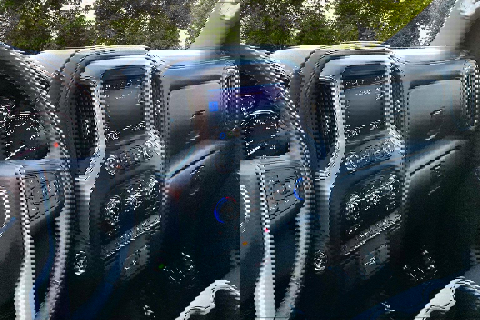 Used 2020 GMC Sierra 1500 Elevation w/ Elevation Value Package image 11