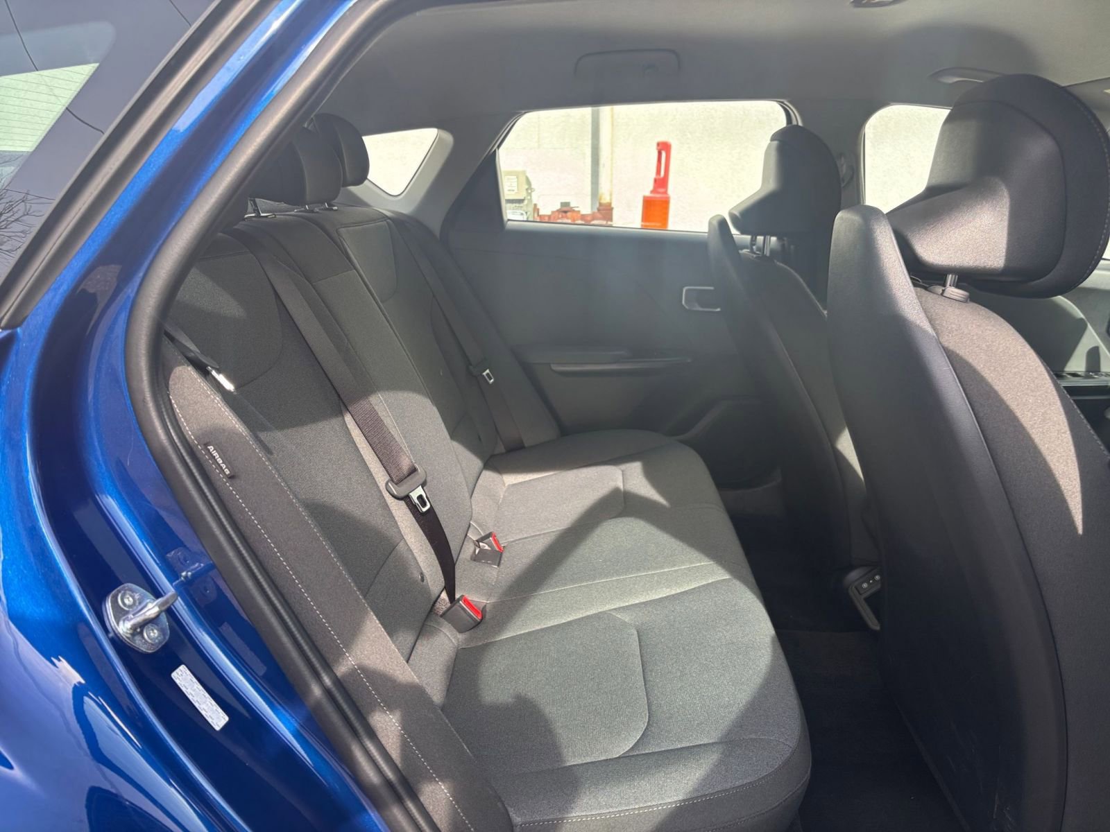 Used 2025 Kia K4 LXS image 38