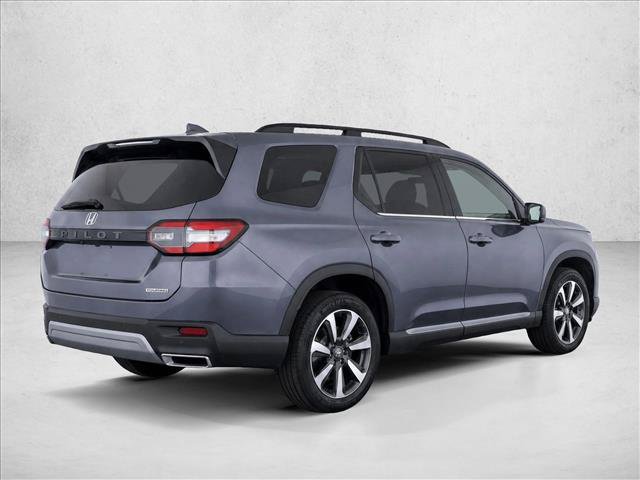 Used 2024 Honda Pilot Touring image 7