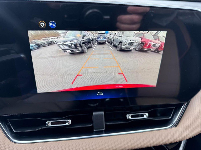 New 2026 Chevrolet Equinox ACTIV image 16