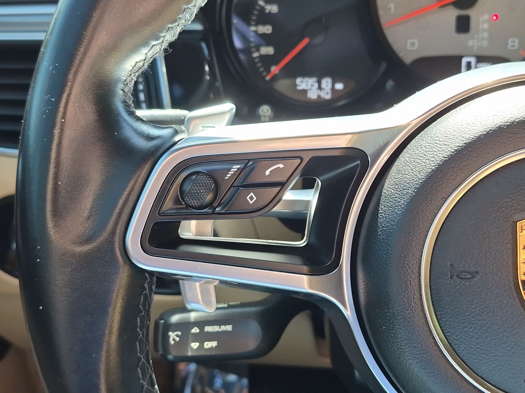 Used 2018 Porsche Macan S AWD/4WD image 18