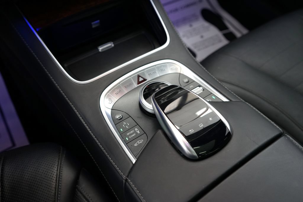 Used 2015 Mercedes-Benz S 550 4MATIC Sedan image 38
