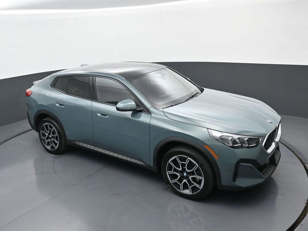 Used 2025 BMW X2 xDrive28i AWD/4WD image 29