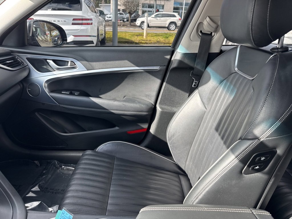 Used 2019 Genesis G70 2.0T Advanced w/ Elite Package image 30