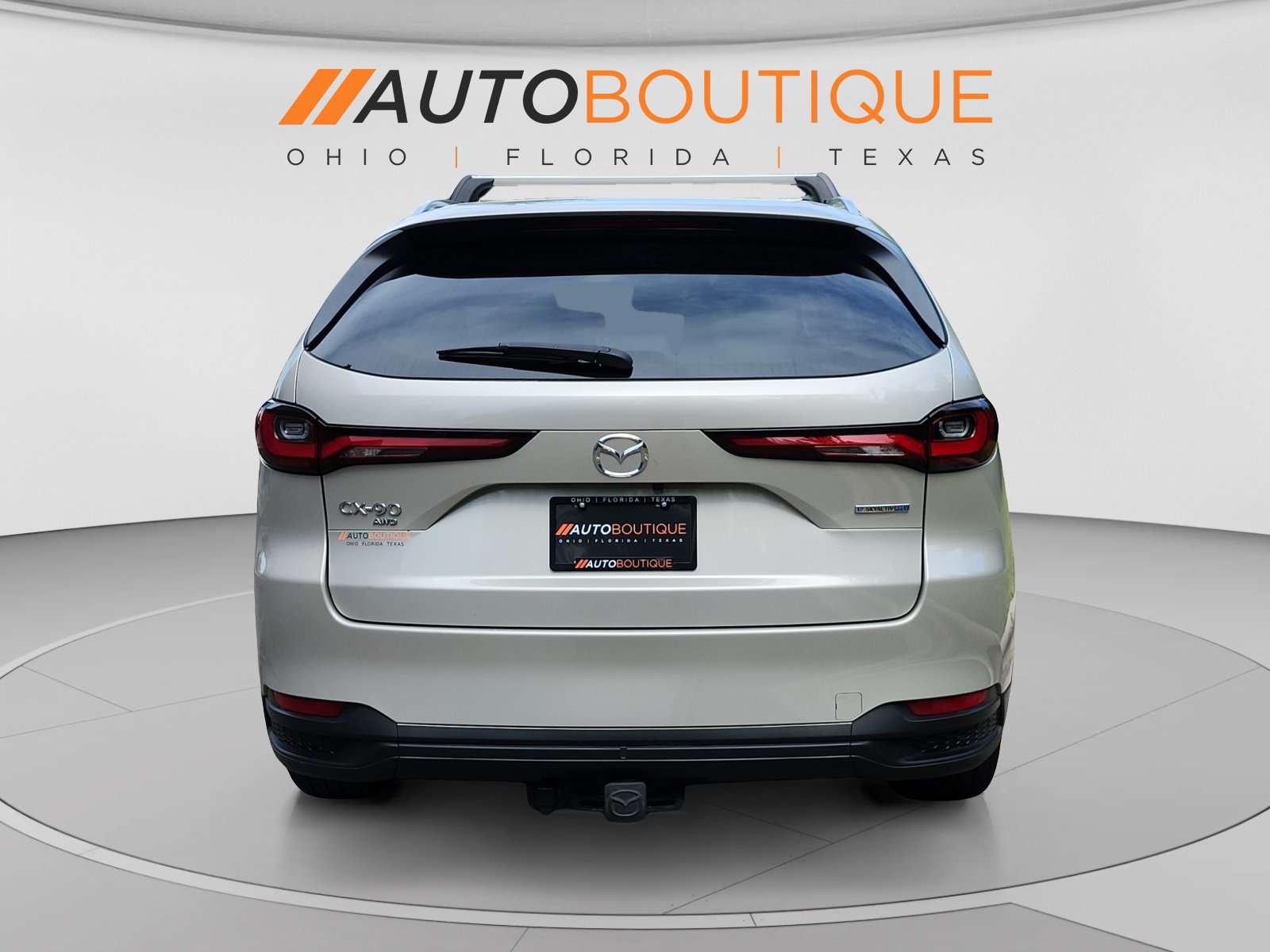Used 2024 MAZDA CX-90 Plug-In Hybrid w/ Preferred AWD/4WD image 4