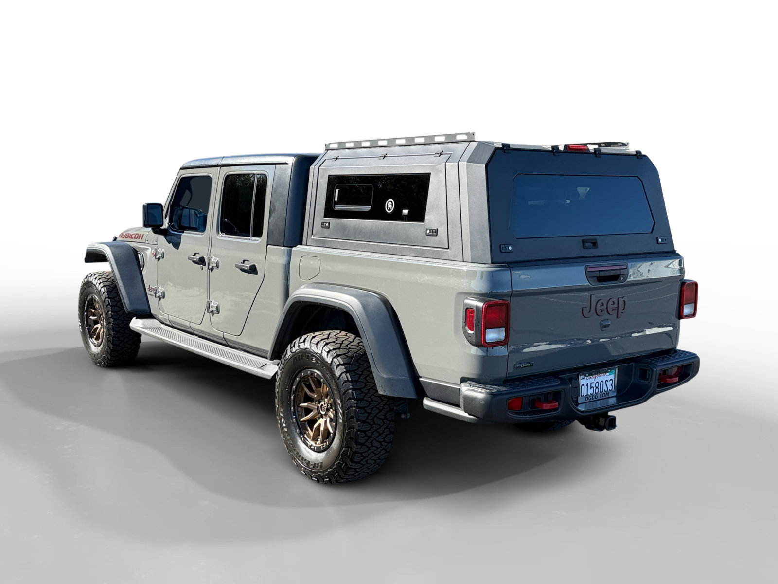 Used 2022 Jeep Gladiator Rubicon w/ Trailer Tow Package AWD/4WD image 3