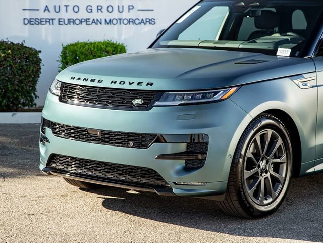 New 2025 Land Rover Range Rover Sport Dynamic SE image 2