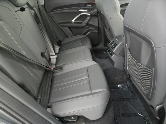 Used 2025 Audi Q5 Premium Plus AWD/4WD image 17